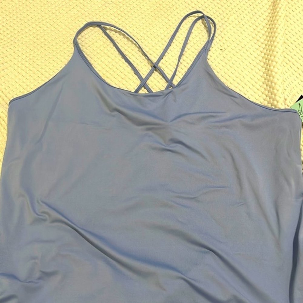 NWT- Ideology- XXL - Picture 2 of 5